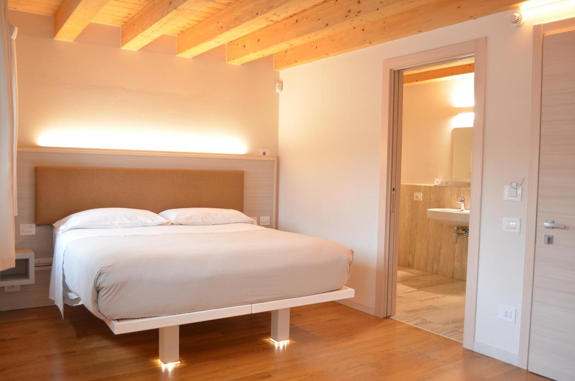 Hotel Residenza Ai Capitelli Soave  Exterior foto
