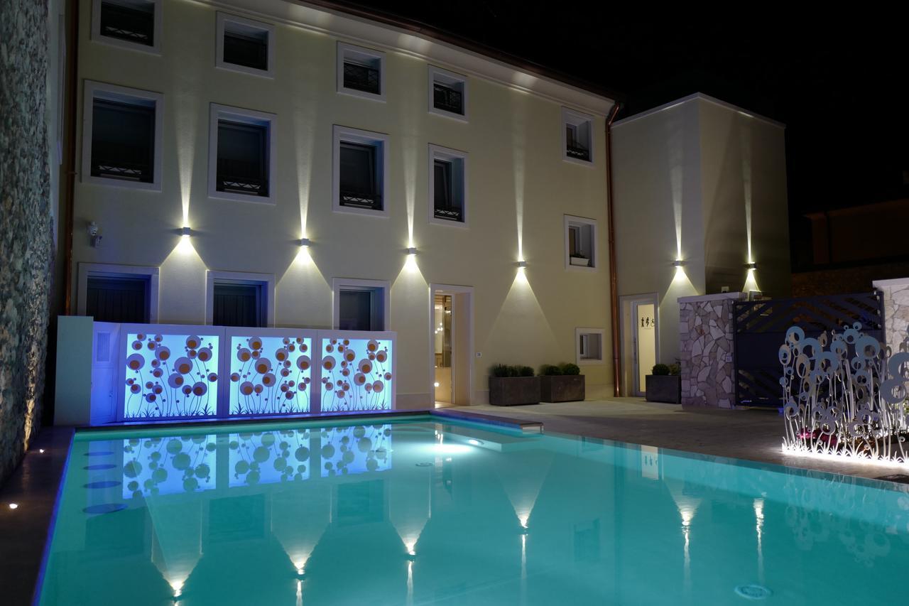 Hotel Residenza Ai Capitelli Soave  Exterior foto